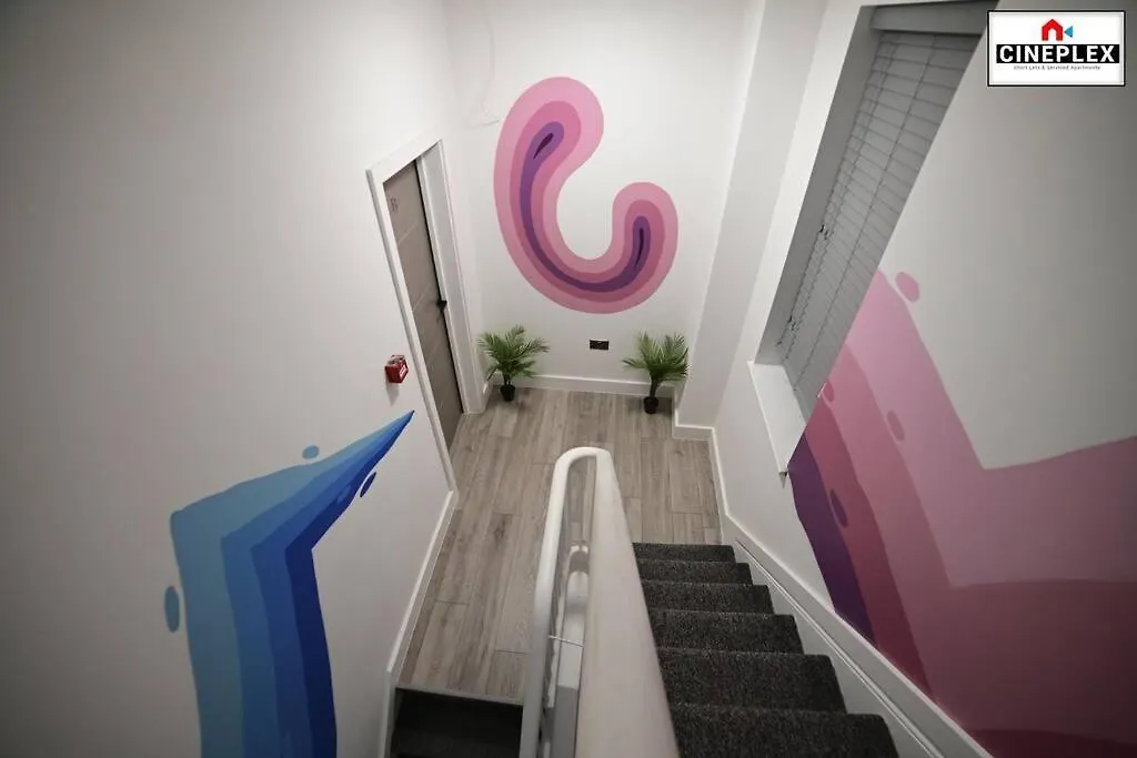 Business Leisure Professional Flat B Unit 2 Lewisham Wifi Netflix By Cineplex Short Lets & Serviced Apartments London