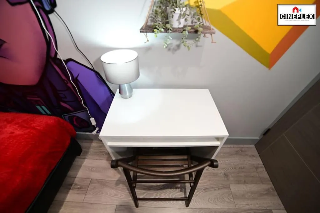 Business Leisure Professional Flat B Unit 2 Lewisham Wifi Netflix By Cineplex Short Lets & Serviced Apartments London 0*,